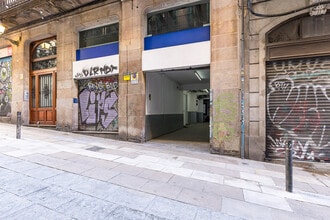 Carrer de Cervantes, 6, Barcelone, Barcelona à louer Photo intérieure- Image 2 de 46