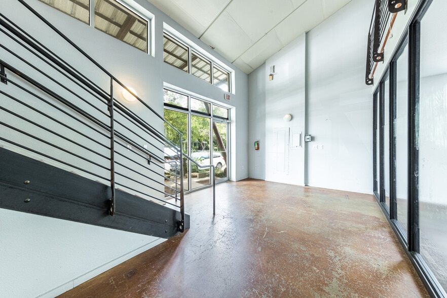 1107 S 8th St, Austin, TX for lease - Interior Photo - Image 3 of 6