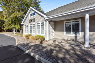 Plus de détails pour 16 Old Riverhead Rd, Westhampton Beach, NY - Bureau/Médical à louer