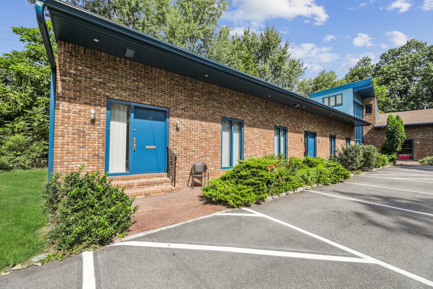 35 Belden Pl, Montclair, NJ à louer - Photo du bâtiment - Image 1 de 33