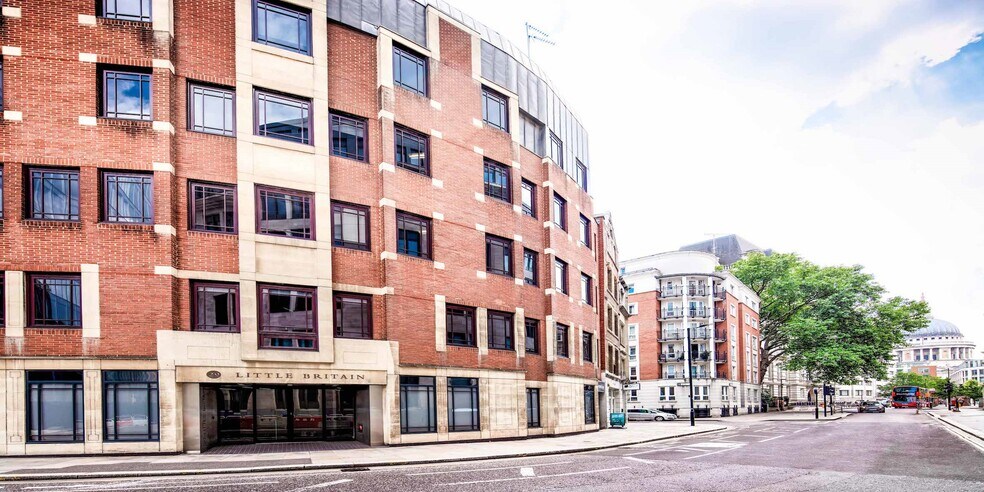 20 Little Britain, Londres à louer - Photo du bâtiment - Image 2 de 19