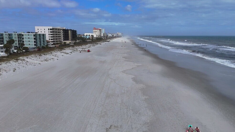 731 1st St S, Jacksonville Beach, FL à vendre - Vidéo sur l’inscription commerciale - Image 2 de 2