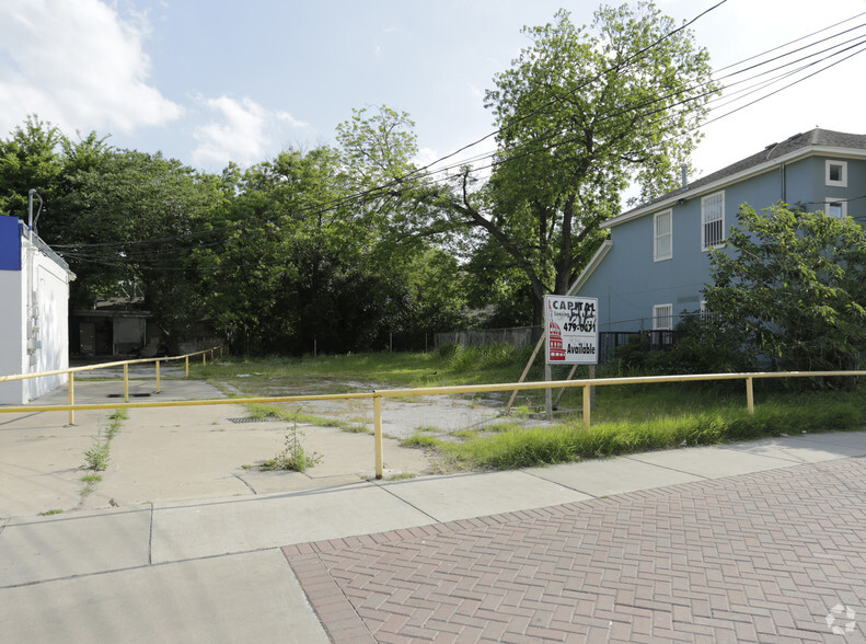 2609 & 2611 E 7th St, Austin, TX for sale - Building Photo - Image 3 of 3