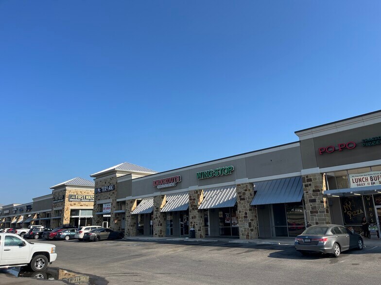 8603 Highway 151, San Antonio, TX à louer - Photo du bâtiment - Image 2 de 14