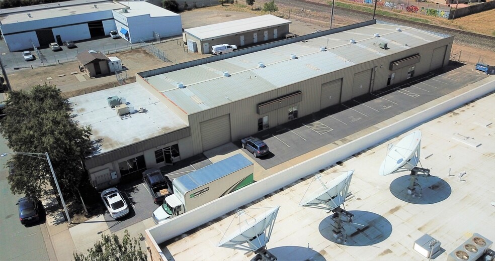 4203 Coronado Ave, Stockton, CA for lease - Primary Photo - Image 2 of 9