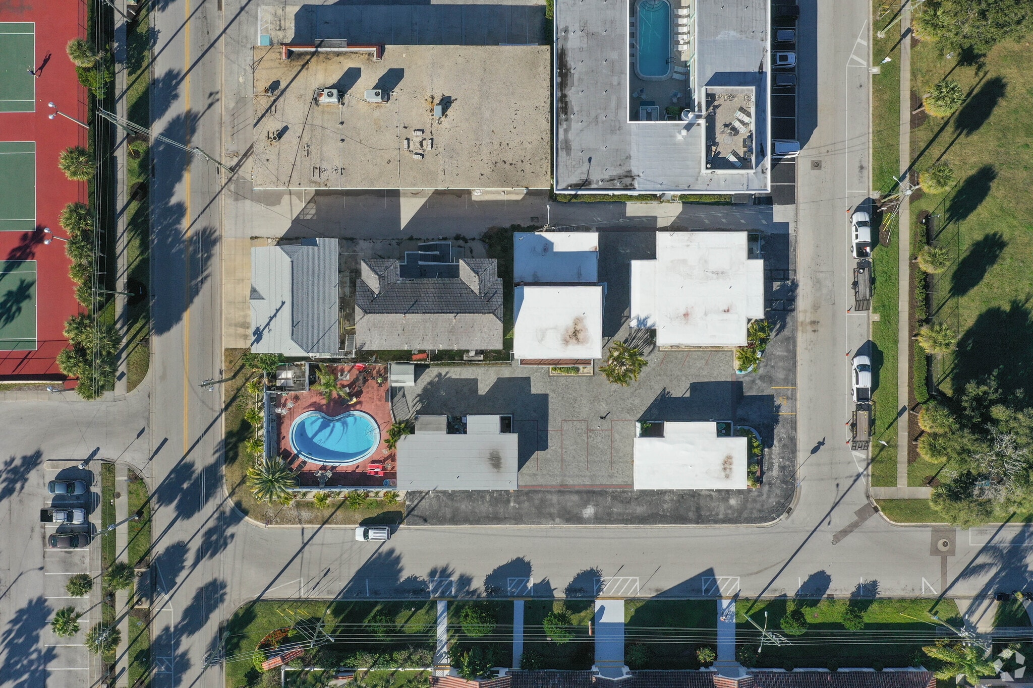 602 Poinsettia Ave, Clearwater Beach, FL for sale Primary Photo- Image 1 of 18