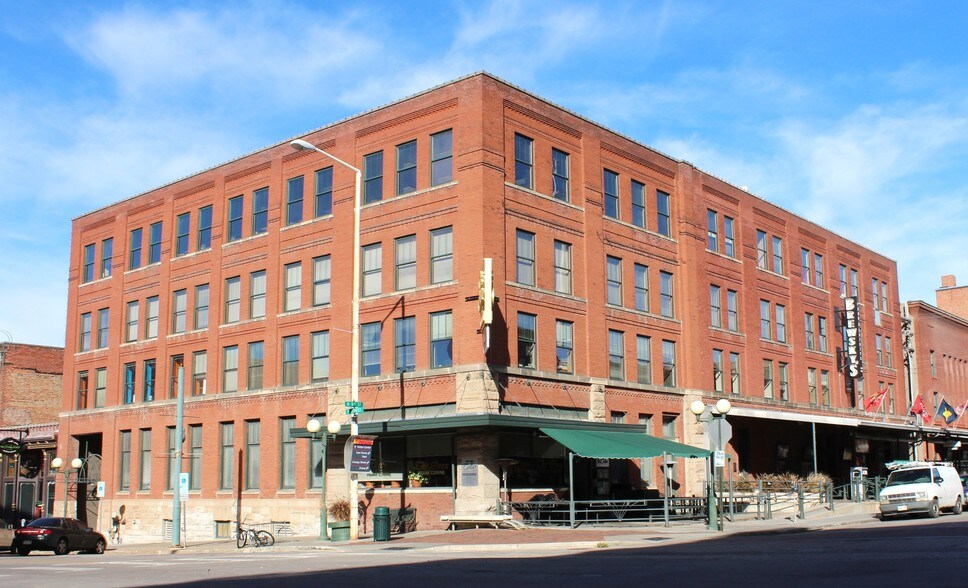 201 N 8th St, Lincoln, NE à louer - Photo du bâtiment - Image 1 de 3