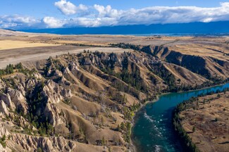 Plus de détails pour 42295 Irvine Flats Rd, Polson, MT - Terrain à vendre