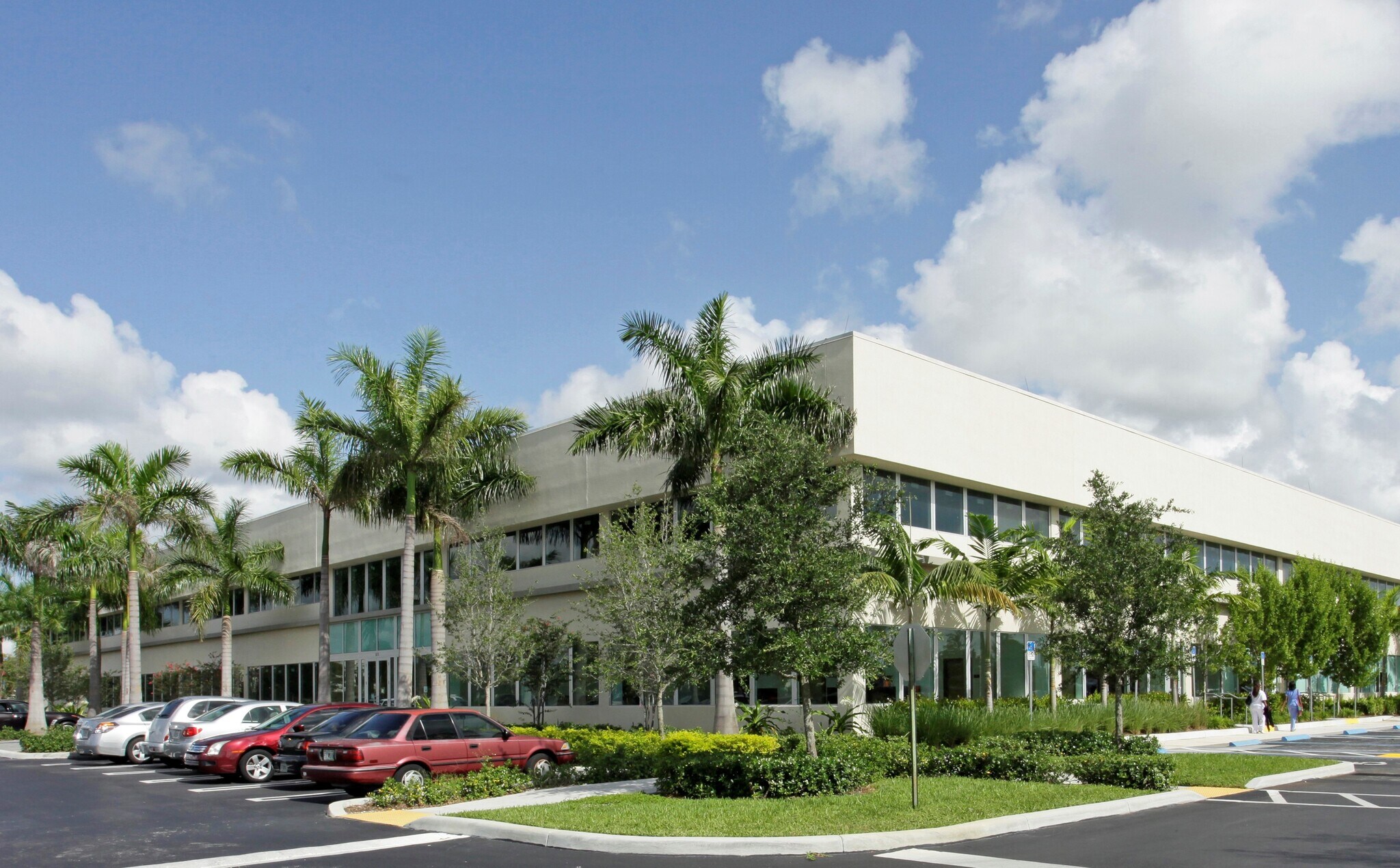 5875 Nw 163rd St, Miami Lakes, FL for lease Building Photo- Image 1 of 6
