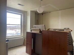 201 S Broad St, Lancaster, OH for lease Interior Photo- Image 2 of 2
