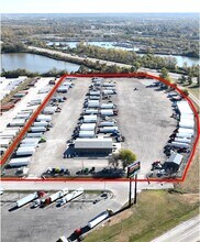 895 Madison Rd, East Saint Louis, IL - Aerial  map view