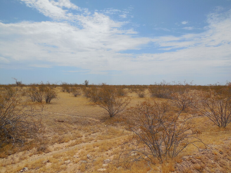 4800 381st Ave, Tonopah, AZ for sale - Building Photo - Image 1 of 2