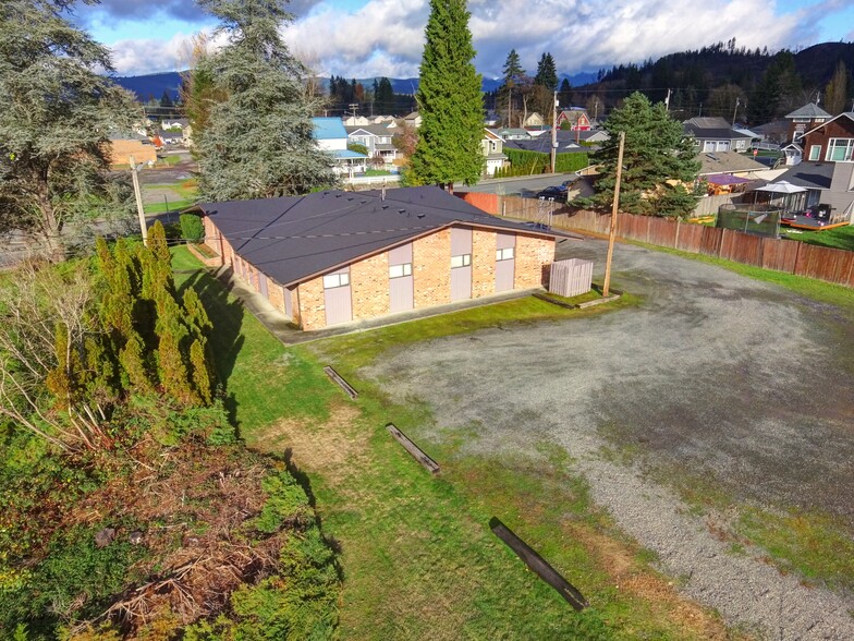 403 S Granite Ave, Granite Falls, WA for lease - Building Photo - Image 2 of 20