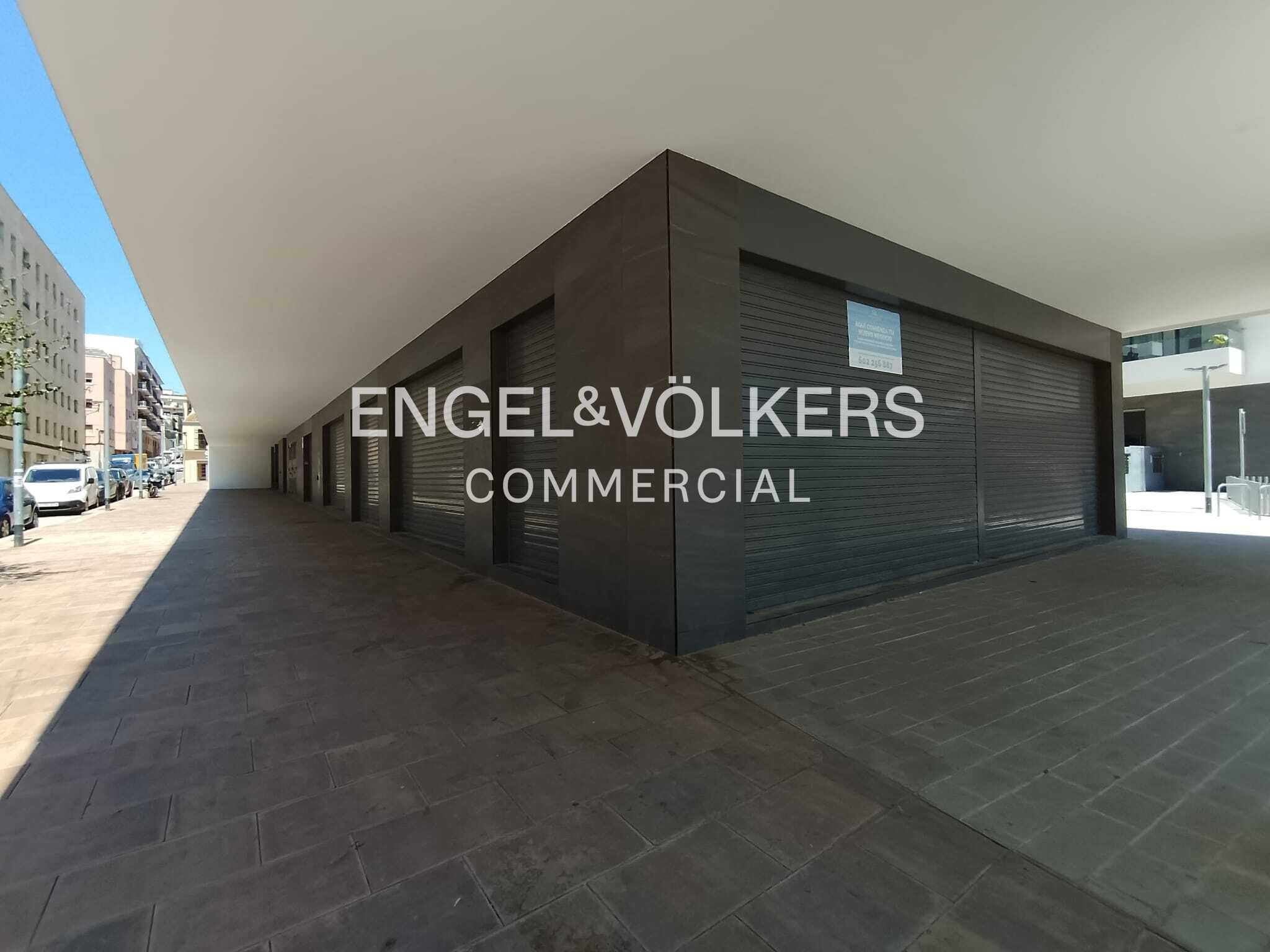 Retail in Mataró, Barcelona for lease Interior Photo- Image 1 of 10