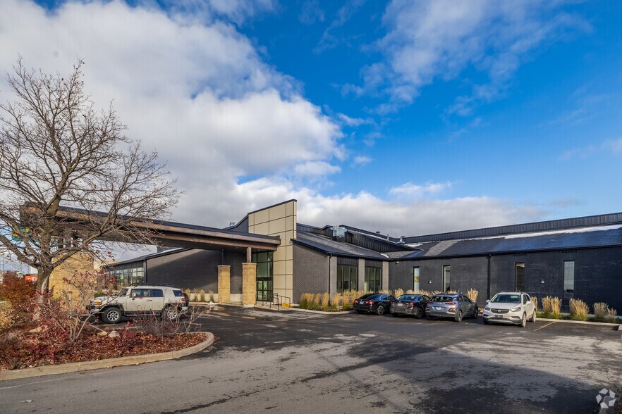 111 Rue Bellehumeur, Gatineau, QC à louer - Photo du bâtiment - Image 2 de 3