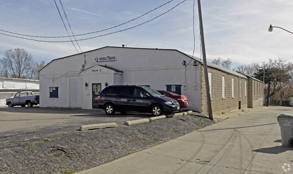 2628 N Humboldt Blvd, Milwaukee, WI à vendre - Photo du bâtiment - Image 1 de 13