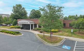 More details for 10320 Mallard Creek Rd, Charlotte, NC - Medical for Lease