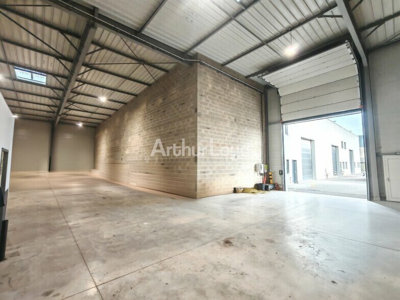 Industrial in Cernay-lès-Reims for sale - Building Photo - Image 3 of 6