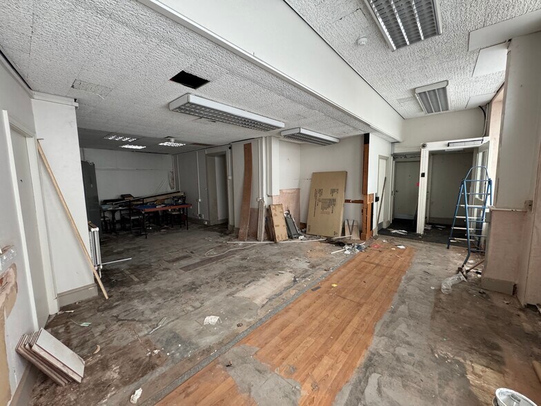 139-143 Queen St, Withernsea à vendre - Photo du bâtiment - Image 3 de 30