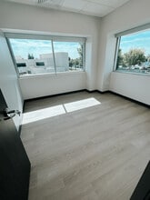 1125 E Spruce Ave, Fresno, CA à louer Photo intérieure- Image 2 de 12