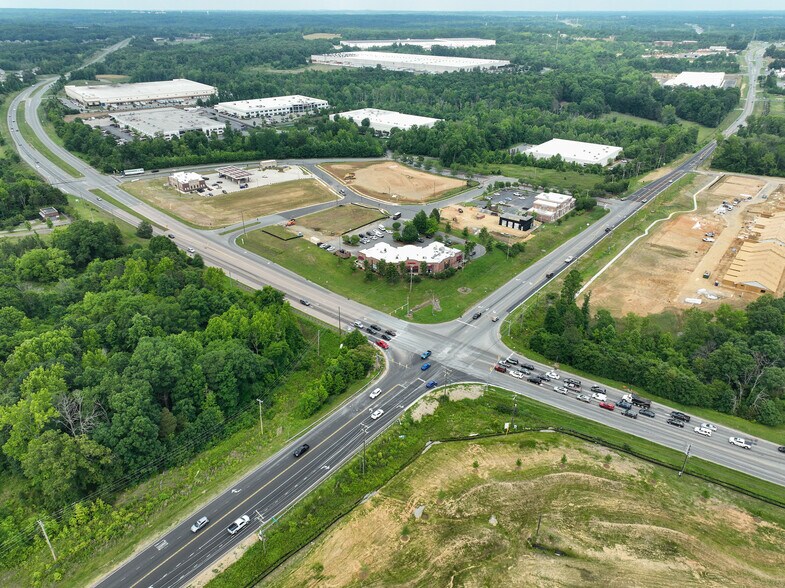 Roger Dale Carter Rd, Concord, NC à vendre - Photo du bâtiment - Image 2 de 4
