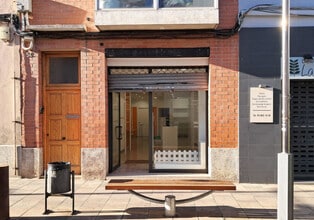 Commerce de détail dans Vilanova del Camí, Barcelona à louer Plan d’étage- Image 1 de 5