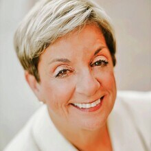 Maggie Diamond