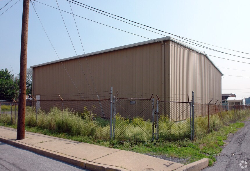 414 N 14th St, Allentown, PA à vendre - Photo du bâtiment - Image 3 de 3