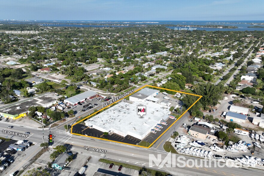 3601 SE Dixie Hwy, Stuart, FL à vendre - Photo du bâtiment - Image 2 de 19