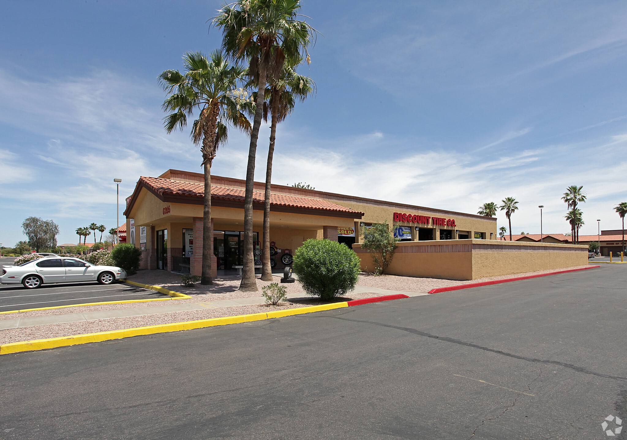 6045-6245 W Chandler Blvd, Chandler, AZ for lease Primary Photo- Image 1 of 14