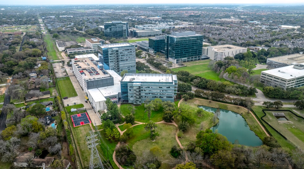 1345 Enclave Pky, Houston, TX à louer - Aérien - Image 2 de 9