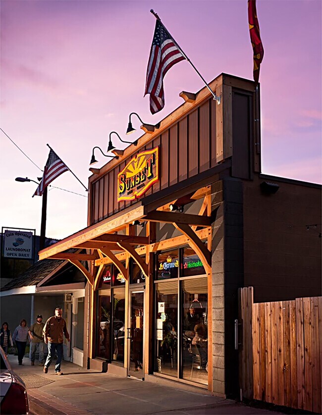 Plus de détails pour 76 Wapato way, Manson, WA - Commerce de détail à vendre