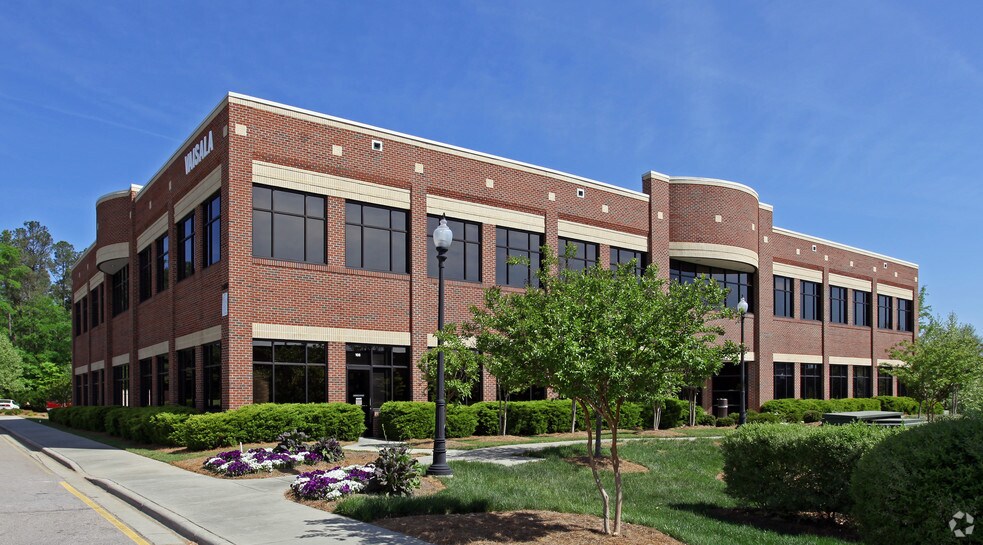 2880 Slater Rd, Morrisville, NC à vendre - Photo du bâtiment - Image 2 de 2