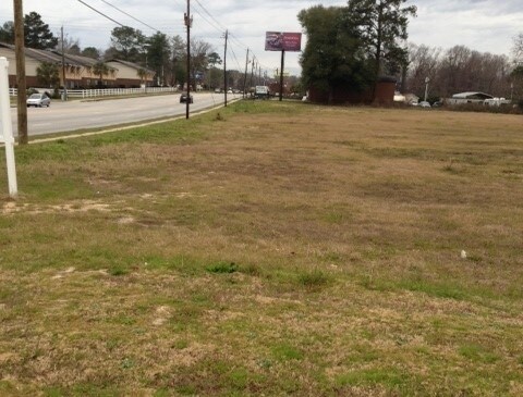 2051 Second Loop Rd, Florence, SC à vendre Photo du bâtiment- Image 1 de 2