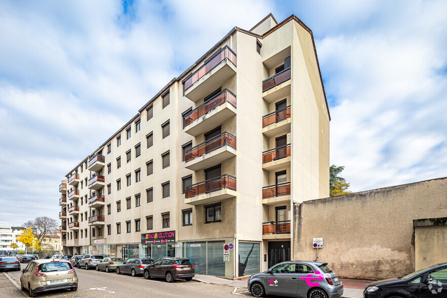 7 Rue Galilée, Villeurbanne à vendre - Photo du bâtiment - Image 2 de 12