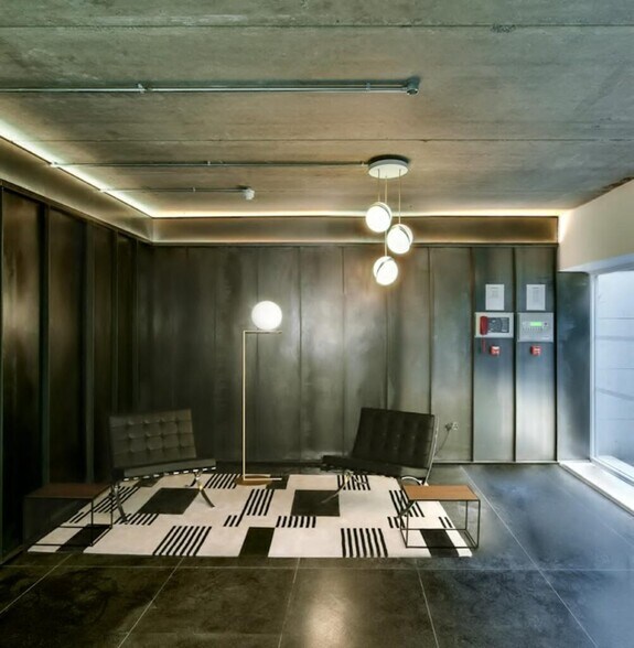 19 The Green, Richmond à louer - Hall d’entrée - Image 2 de 3