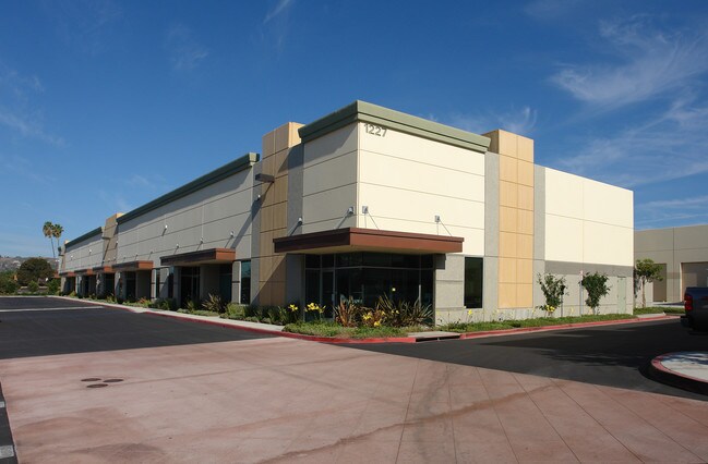 More details for 1227 Flynn Rd, Camarillo, CA - Industrial for Sale