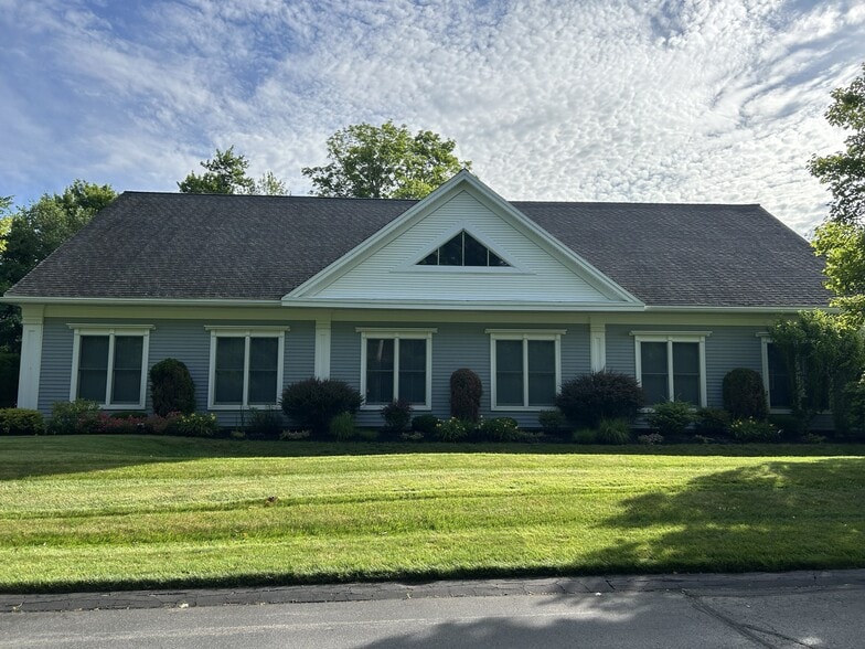 3 Oak St, Westborough, MA for sale - Building Photo - Image 2 of 9
