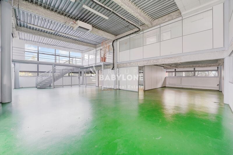 9 Rue Du Haras, Nanterre for lease Interior Photo- Image 1 of 21