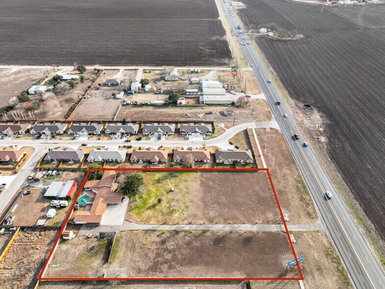 5037 Texas 123, Seguin, TX à vendre - Photo du bâtiment - Image 3 de 10