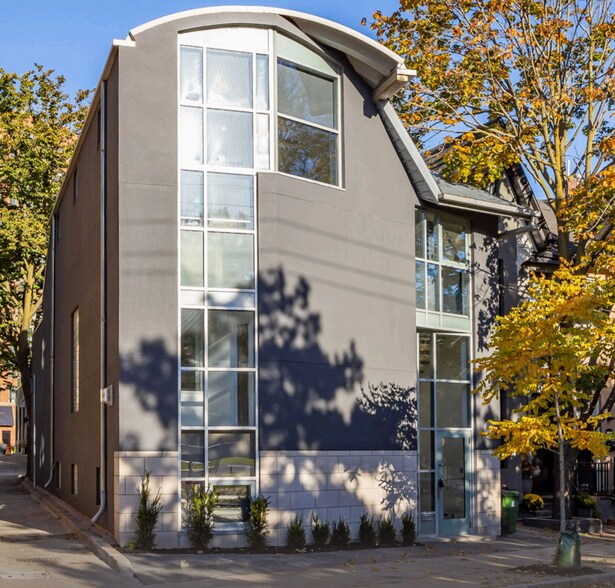 115 Walnut Ave, Toronto, ON for lease - Building Photo - Image 2 of 62
