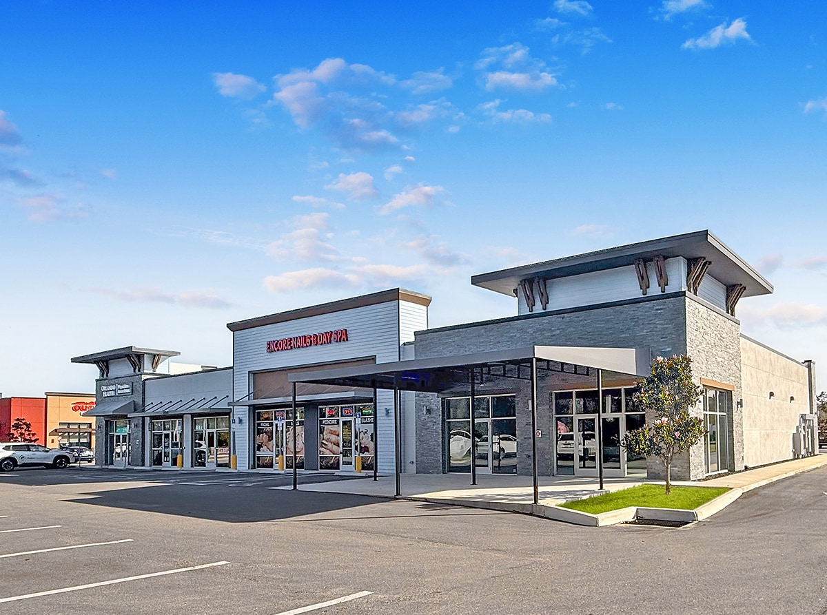 900-978 Heritage Pass, Davenport, FL for lease Primary Photo- Image 1 of 6