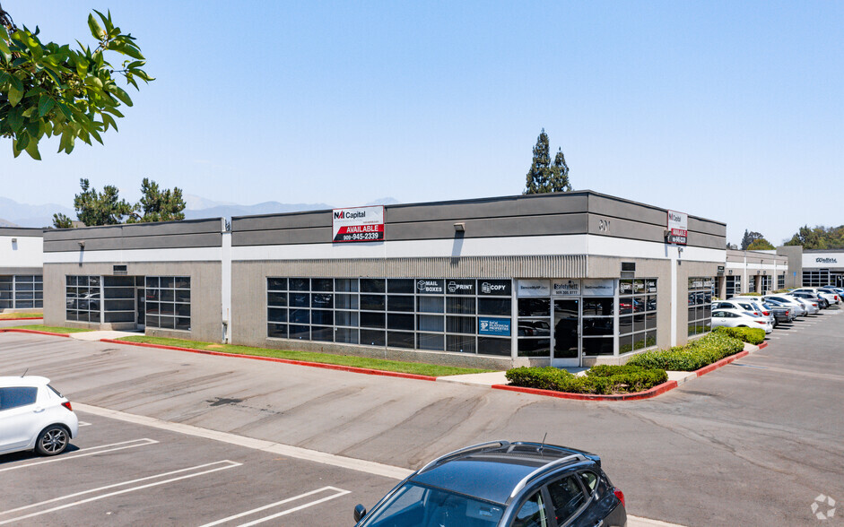 301 E Arrow Hwy, San Dimas, CA for lease - Building Photo - Image 3 of 8