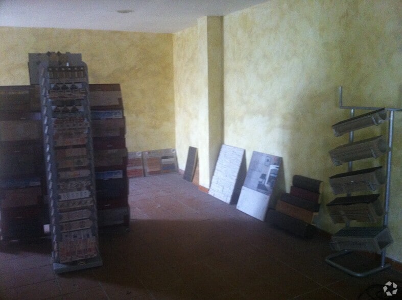 Avenida Constitución, 200, Casarrubios del Monte, Toledo for sale - Building Photo - Image 3 of 3