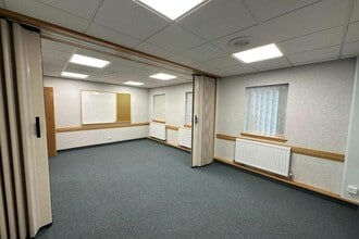 1A Abbotsford Rd, Cumbernauld for lease Interior Photo- Image 2 of 4