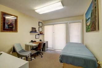 75 Manhattan Dr, Boulder, CO à louer Photo intérieure- Image 1 de 6