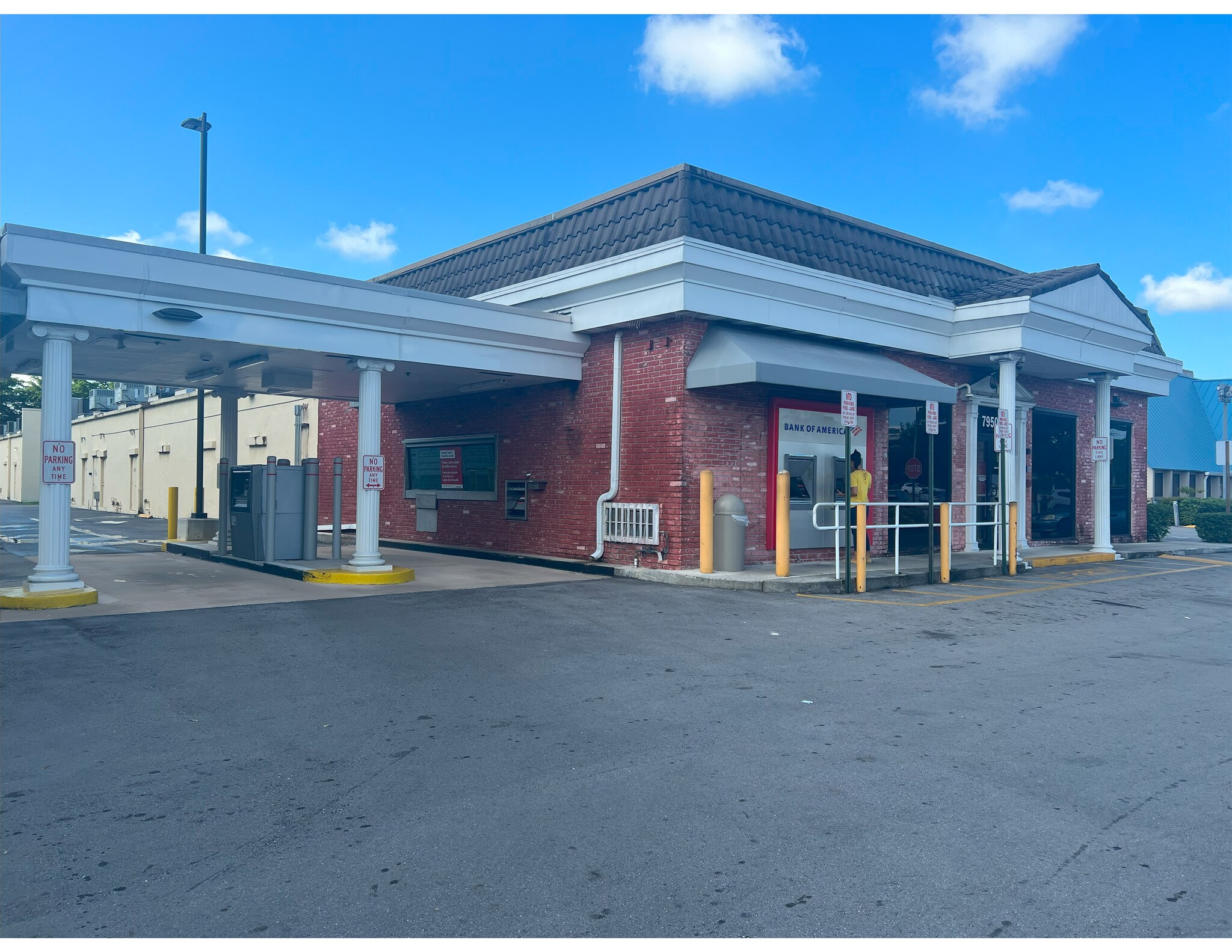 7950-7968 Miramar Pky, Miramar, FL for lease Primary Photo- Image 1 of 2