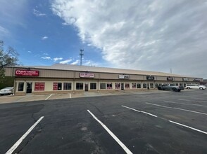 1401-1461 E Summit St, Crown Point, IN à louer Photo du bâtiment- Image 1 de 8