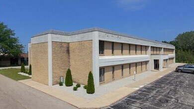 7115 Windsor Lake Pky, Loves Park, IL for lease Interior Photo- Image 1 of 11