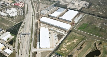 5959 E Sam Houston Pky S, Houston, TX for lease Aerial- Image 1 of 7